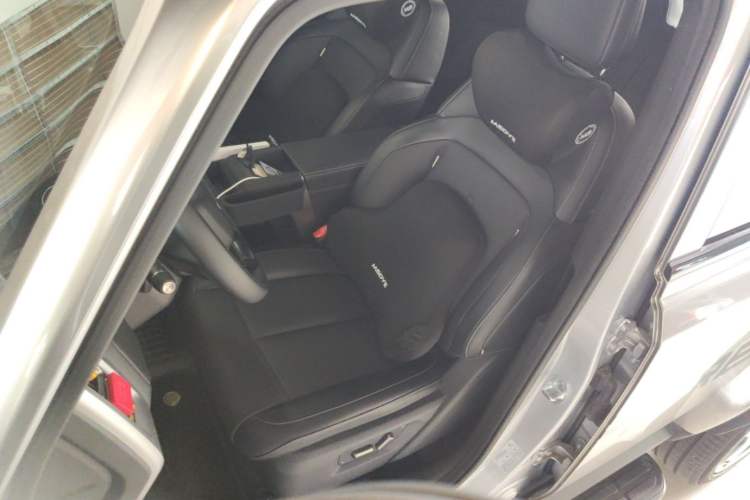 Used iCAR V23 2025 501 Four-Wheel Drive Intelligent Driving Version Left Front Seat