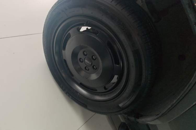 Used iCAR V23 2025 401 Two-Wheel Drive Intelligent Driving Version Right Rear Wheel Hub
