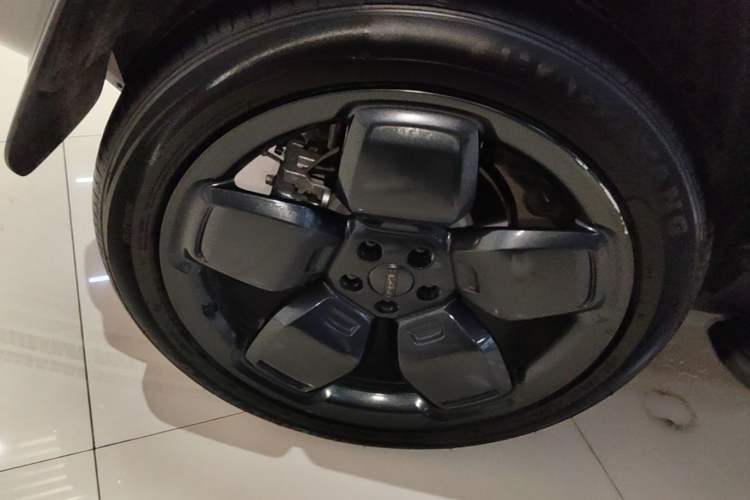 Used iCAR V23 2025 501 Four-Wheel Drive Intelligent Driving Version Right Rear Wheel Hub