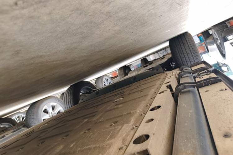 Used iCAR V23 2025 401 Two-Wheel Drive Intelligent Driving Version Right Side Sill