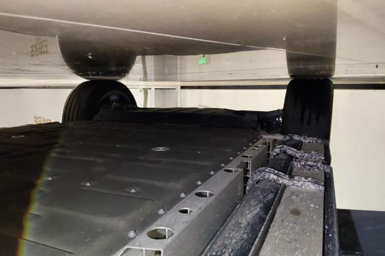 Used iCAR V23 2025 501 Four-Wheel Drive Intelligent Driving Version Right Side Sill