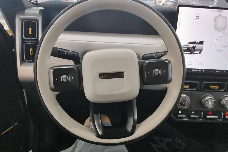 Used iCAR V23 2025 401 Two-Wheel Drive Intelligent Driving Version Steering Wheel