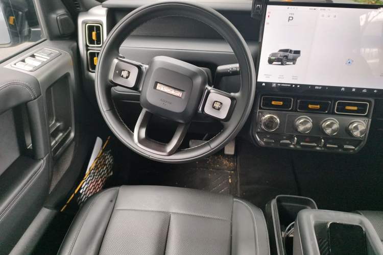 Used iCAR V23 2025 501 Four-Wheel Drive Advanced Version Steering Wheel
