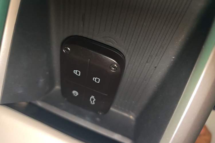 Used iCAR V23 2025 401 Two-Wheel Drive Intelligent Driving Version Vehicle Key