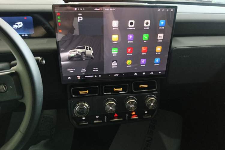 Used iCAR V23 2025 501 Four-Wheel Drive Intelligent Driving Version Audio And AC Panel