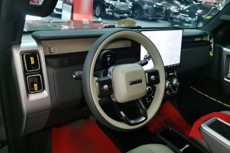 Used iCAR V23 2025 501 Four-Wheel Drive Intelligent Driving Version Center Console