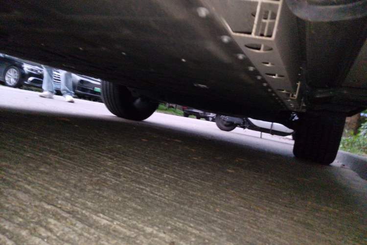 Used iCAR V23 2025 401 Two-Wheel Drive Intelligent Driving Version Chassis Front Left