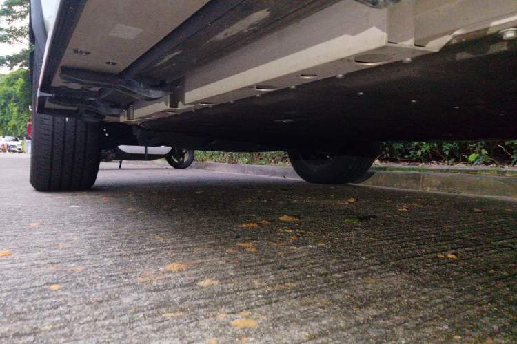 Used iCAR V23 2025 401 Two-Wheel Drive Intelligent Driving Version Chassis Front Right