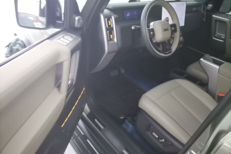Used iCAR V23 2025 501 Four-Wheel Drive Intelligent Driving Version Driver Seat