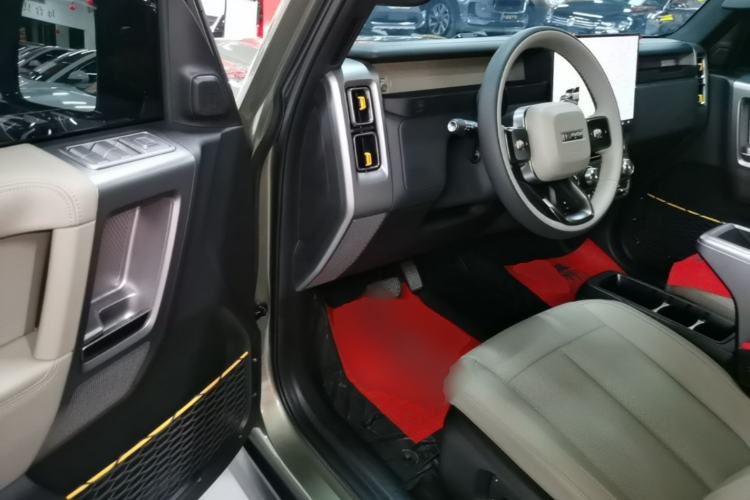Used iCAR V23 2025 501 Four-Wheel Drive Intelligent Driving Version Driver Seat