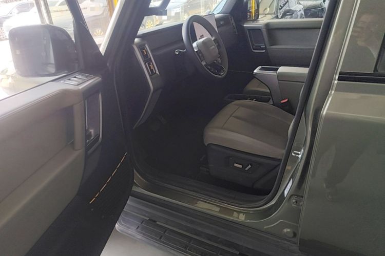 Used iCAR V23 2025 501 Four-Wheel Drive Intelligent Driving Version Driver Seat