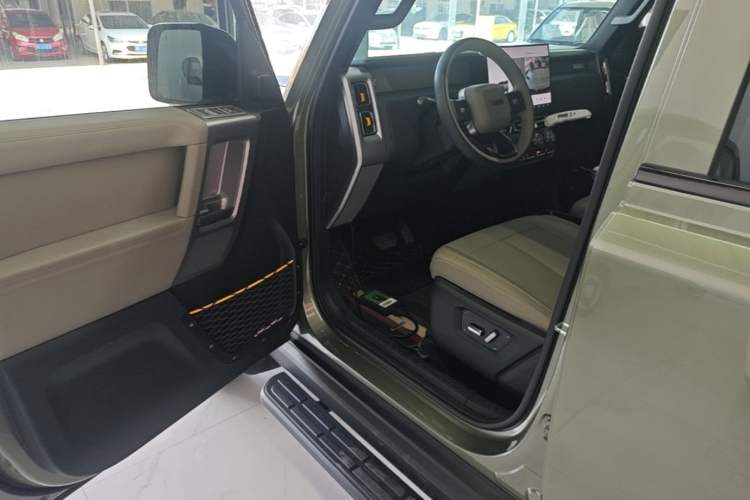Used iCAR V23 2025 501 Four-Wheel Drive Intelligent Driving Version Driver Seat