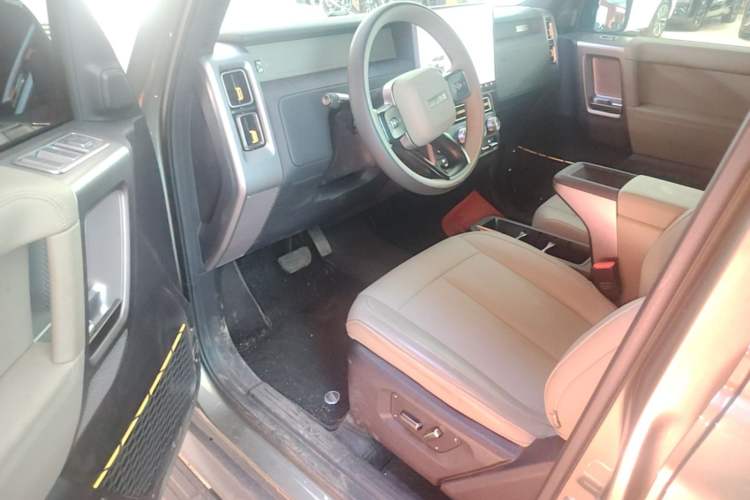 Used iCAR V23 2025 501 Four-Wheel Drive Intelligent Driving Version Driver Seat