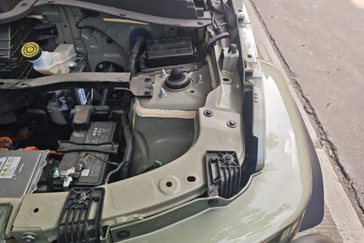 Used iCAR V23 2025 401 Two-Wheel Drive Intelligent Driving Version Engine Bay Left