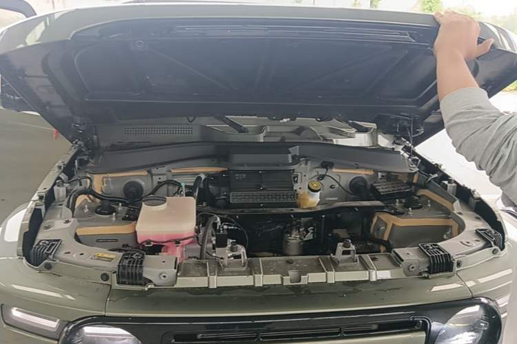 Used iCAR V23 2025 550 Two-Wheel Drive Intelligent Driving Version Engine Bay
