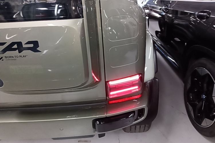 Used iCAR V23 2025 401 Two-Wheel Drive Advanced Edition Exterior 3