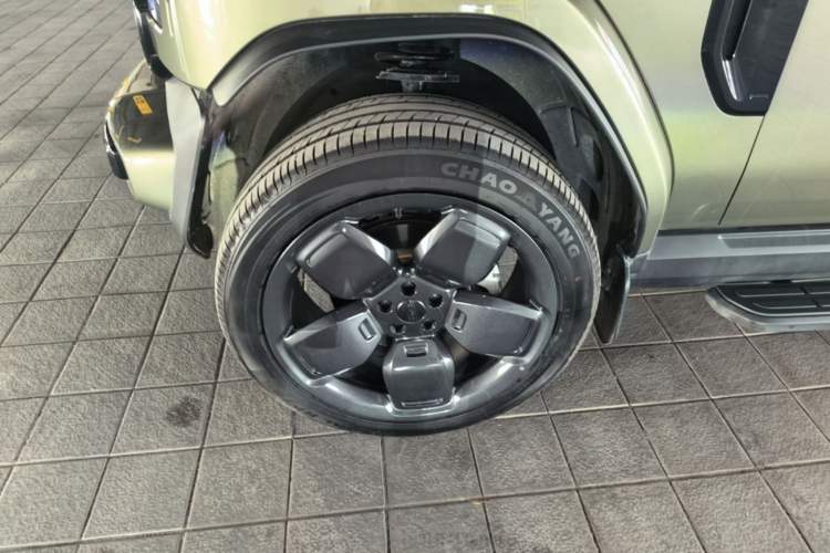 Used iCAR V23 2025 501 Four-Wheel Drive Advanced Version Exterior 4
