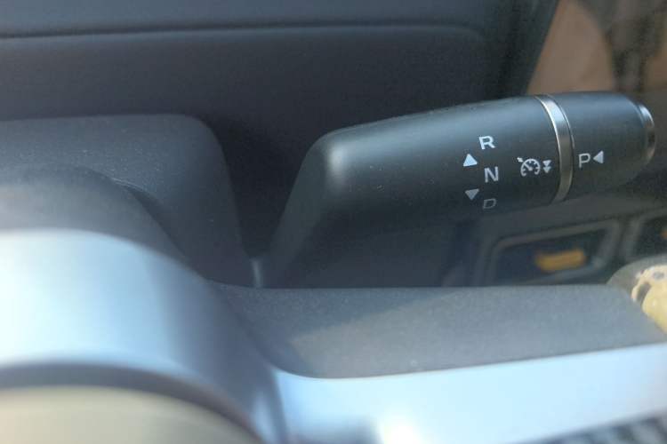 Used iCAR V23 2025 501 Four-Wheel Drive Intelligent Driving Version Gear Lever