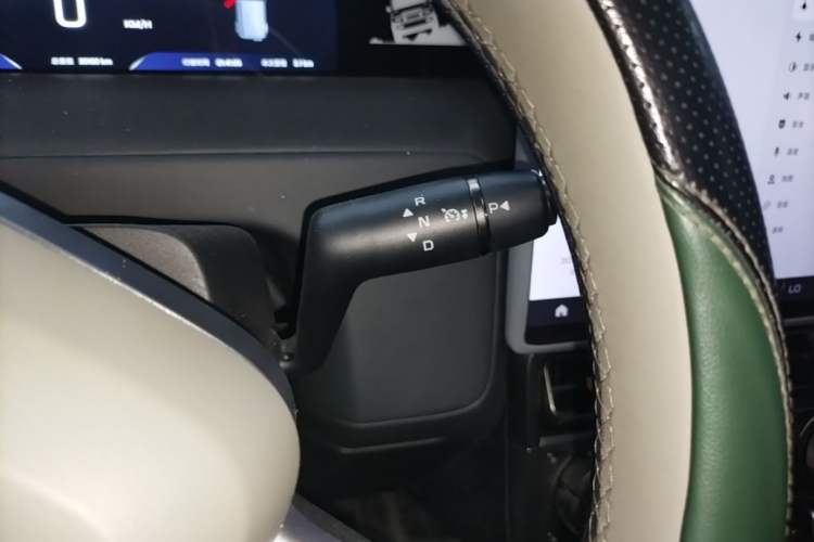 Used iCAR V23 2025 401 Two-Wheel Drive Advanced Edition Gear Lever