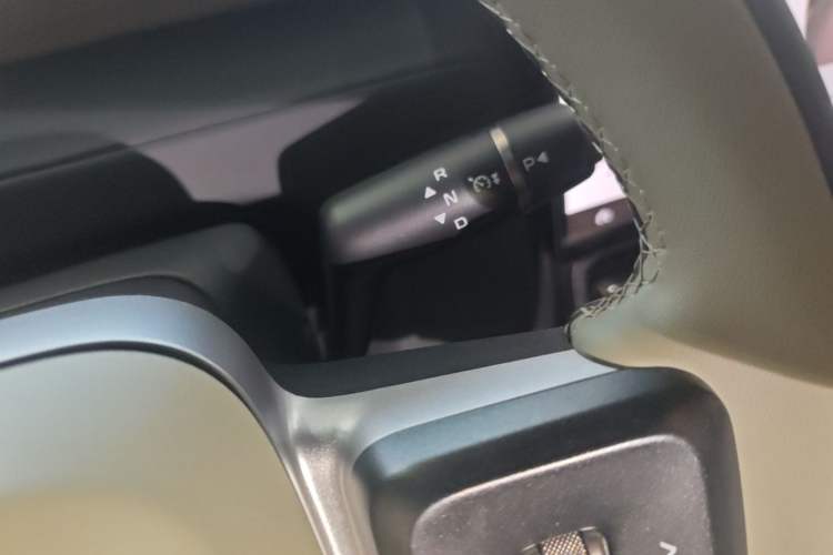 Used iCAR V23 2025 501 Four-Wheel Drive Intelligent Driving Version Gear Lever