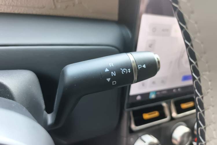 Used iCAR V23 2025 501 Four-Wheel Drive Intelligent Driving Version Gear Lever