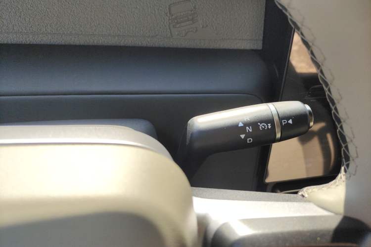 Used iCAR V23  Gear Lever