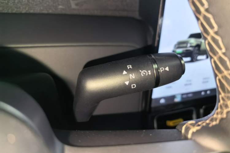 Used iCAR V23 2025 501 Four-Wheel Drive Advanced Version Gear Lever