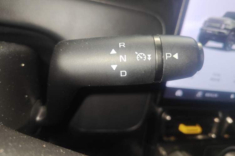 Used iCAR V23 2025 501 Four-Wheel Drive Intelligent Driving Version Gear Lever