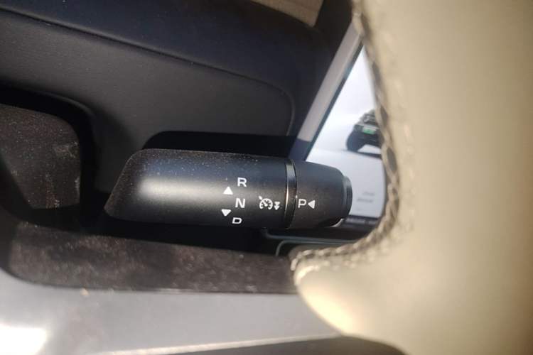Used iCAR V23 2025 501 Four-Wheel Drive Intelligent Driving Version Gear Lever