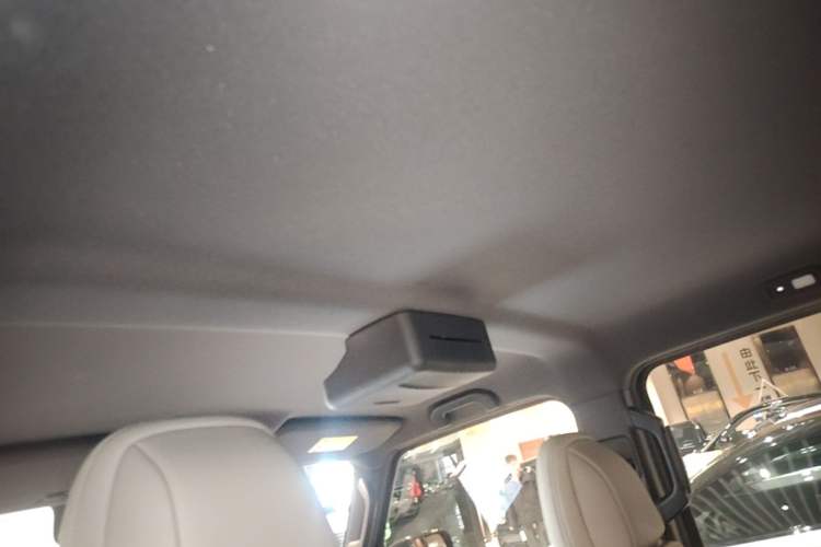Used iCAR V23 2025 401 Two-Wheel Drive Advanced Edition Headliner