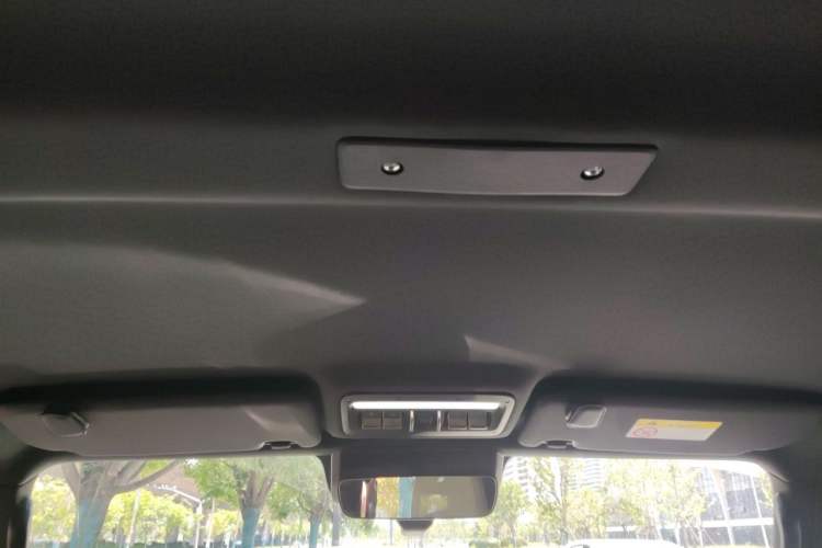 Used iCAR V23 2025 401 Two-Wheel Drive Advanced Edition Headliner