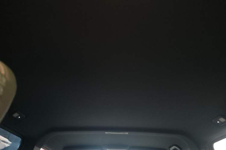 Used iCAR V23 2025 401 Two-Wheel Drive Advanced Edition Headliner