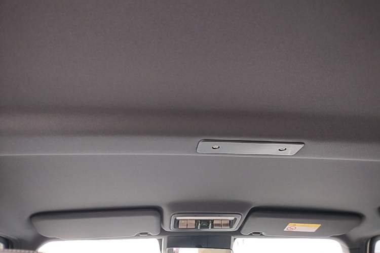 Used iCAR V23 2025 401 Two-Wheel Drive Intelligent Driving Version Headliner