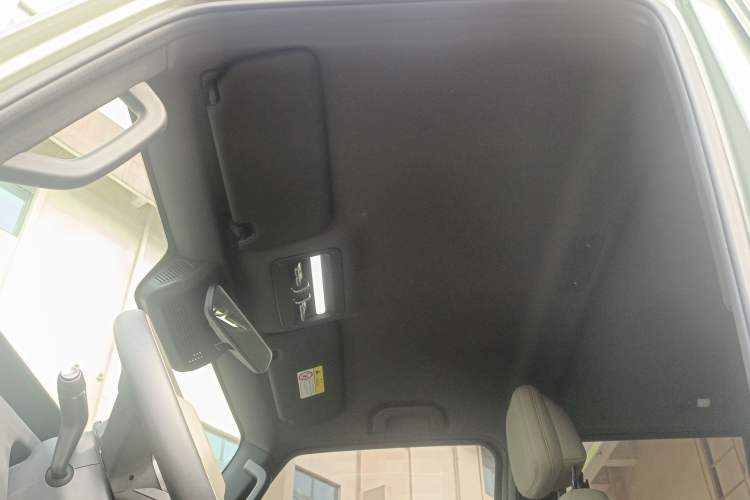 Used iCAR V23 2025 401 Two-Wheel Drive Advanced Edition Headliner