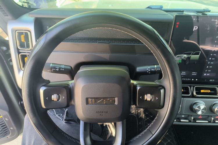 Used iCAR V23 2025 501 Four-Wheel Drive Intelligent Driving Version Instrument Cluster