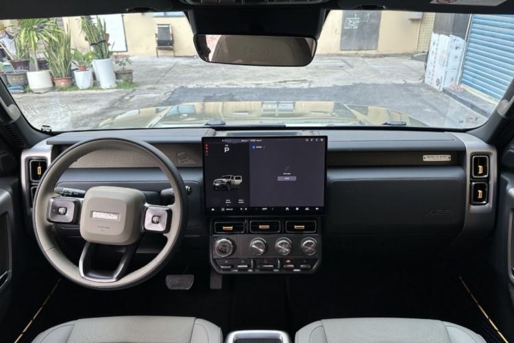 Used iCAR V23 2025 401 Two-Wheel Drive Intelligent Driving Version Interior 1