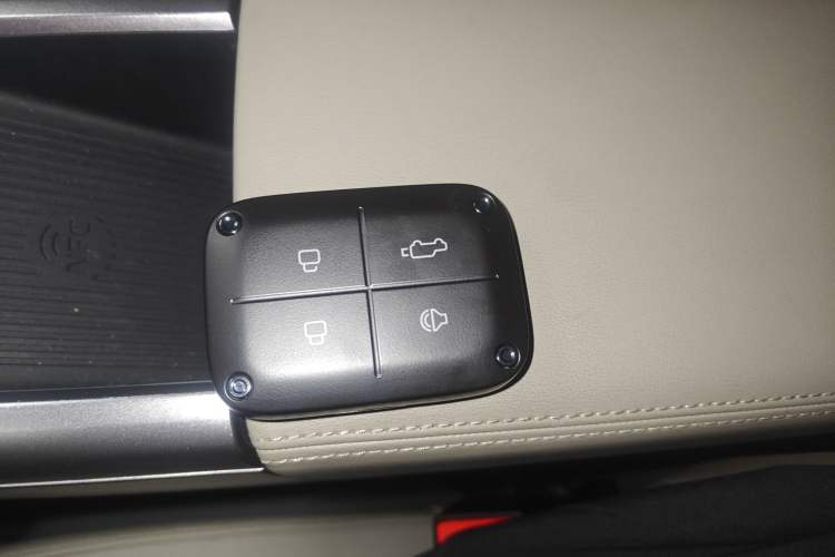 Used iCAR V23 2025 501 Four-Wheel Drive Intelligent Driving Version Interior 1
