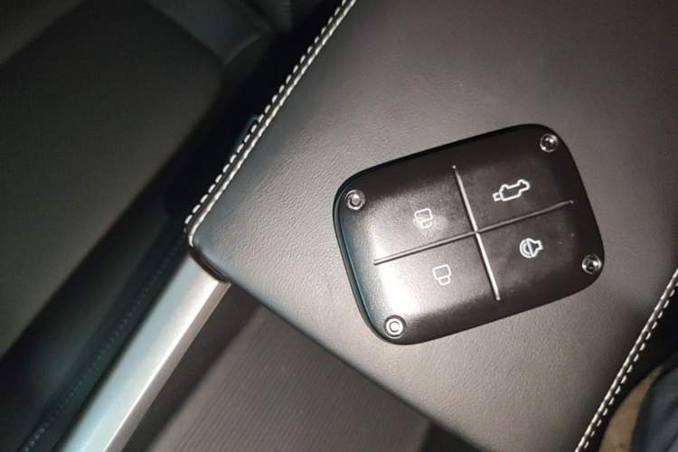 Used iCAR V23 2025 401 Two-Wheel Drive Intelligent Driving Version Interior 1
