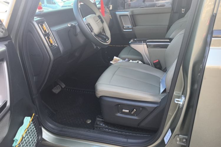 Used iCAR V23 2025 501 Four-Wheel Drive Intelligent Driving Version Interior 2