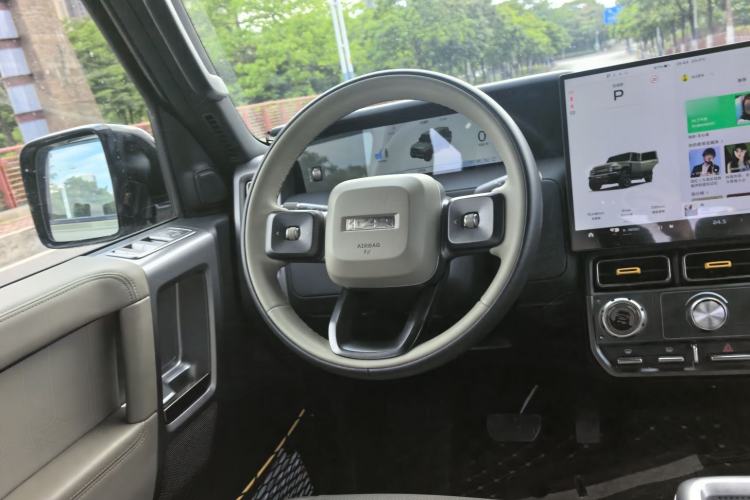 Used iCAR V23 2025 501 Four-Wheel Drive Intelligent Driving Version Interior 3
