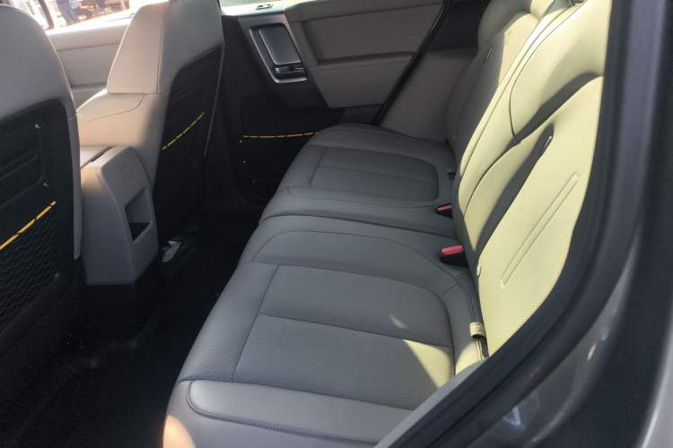Used iCAR V23 2025 501 Four-Wheel Drive Intelligent Driving Version Interior 4