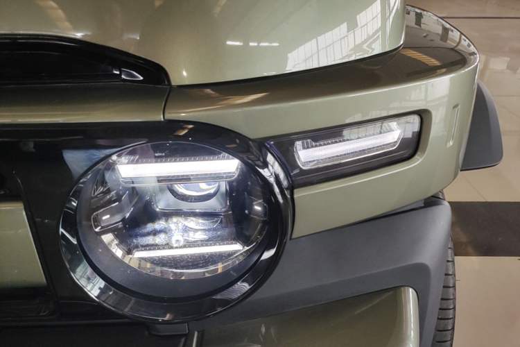 Used iCAR V23 2025 501 Four-Wheel Drive Intelligent Driving Version Left Front Headlight