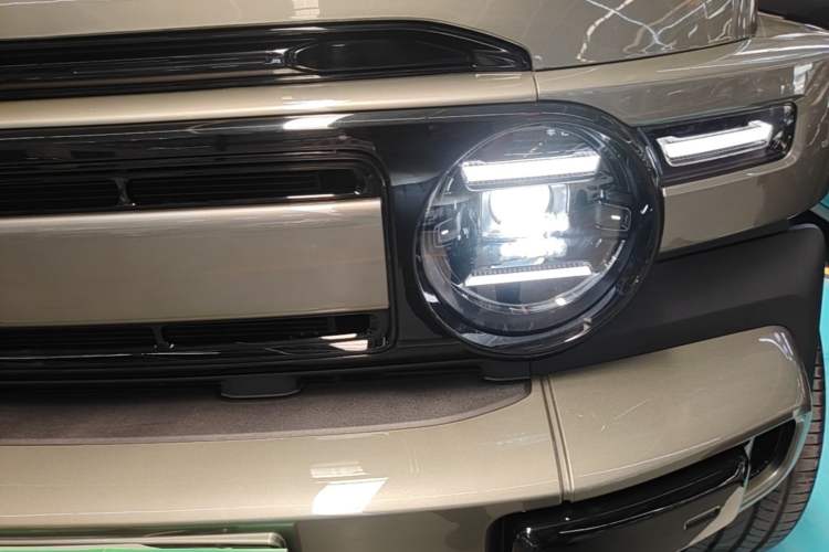 Used iCAR V23 2025 401 Two-Wheel Drive Advanced Edition Left Front Headlight