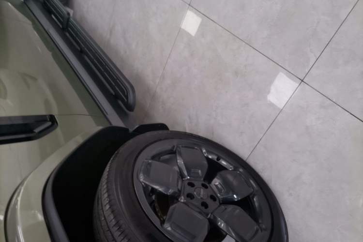 Used iCAR V23 2025 501 Four-Wheel Drive Intelligent Driving Version Left Front Wheel Hub