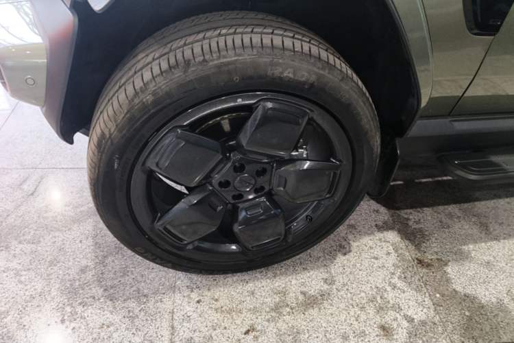 Used iCAR V23 2025 501 Four-Wheel Drive Intelligent Driving Version Left Front Wheel Hub