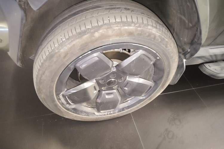 Used iCAR V23 2025 501 Four-Wheel Drive Intelligent Driving Version Left Front Wheel Hub