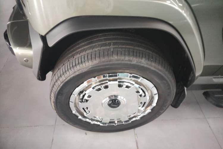 Used iCAR V23 2025 401 Two-Wheel Drive Intelligent Driving Version Left Front Wheel Hub