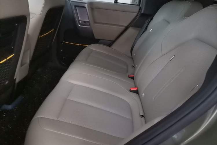 Used iCAR V23 2025 501 Four-Wheel Drive Intelligent Driving Version Left Rear Seat