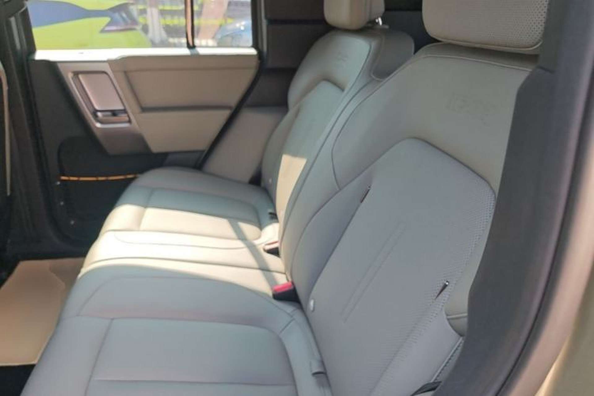 Used iCAR V23 2025 501 Four-Wheel Drive Intelligent Driving Version Left Rear Seat