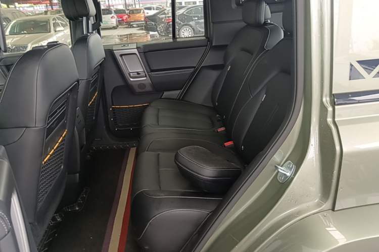 Used iCAR V23 2025 550 Two-Wheel Drive Intelligent Driving Version Left Rear Seat